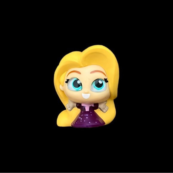 Disney Doorables: Series 6 Special Edition Figurine – Tangled – Rapunzel - Picture 1 of 4